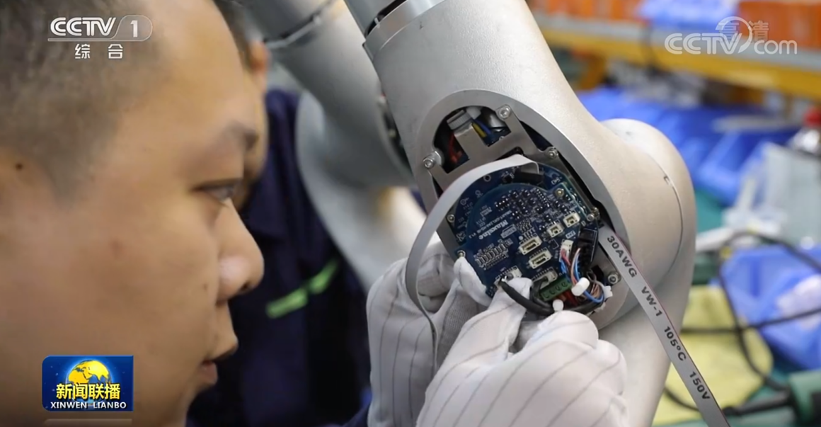 武漢邁信電氣協作機器人專用伺服驅動器發展簡史